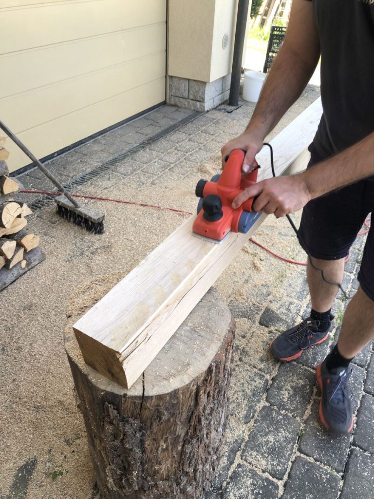 Stavba dubové pergoly - hodinový manžel